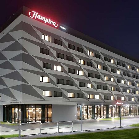 Отель Hampton By Hilton Krakow Airport Балице Экстерьер фото