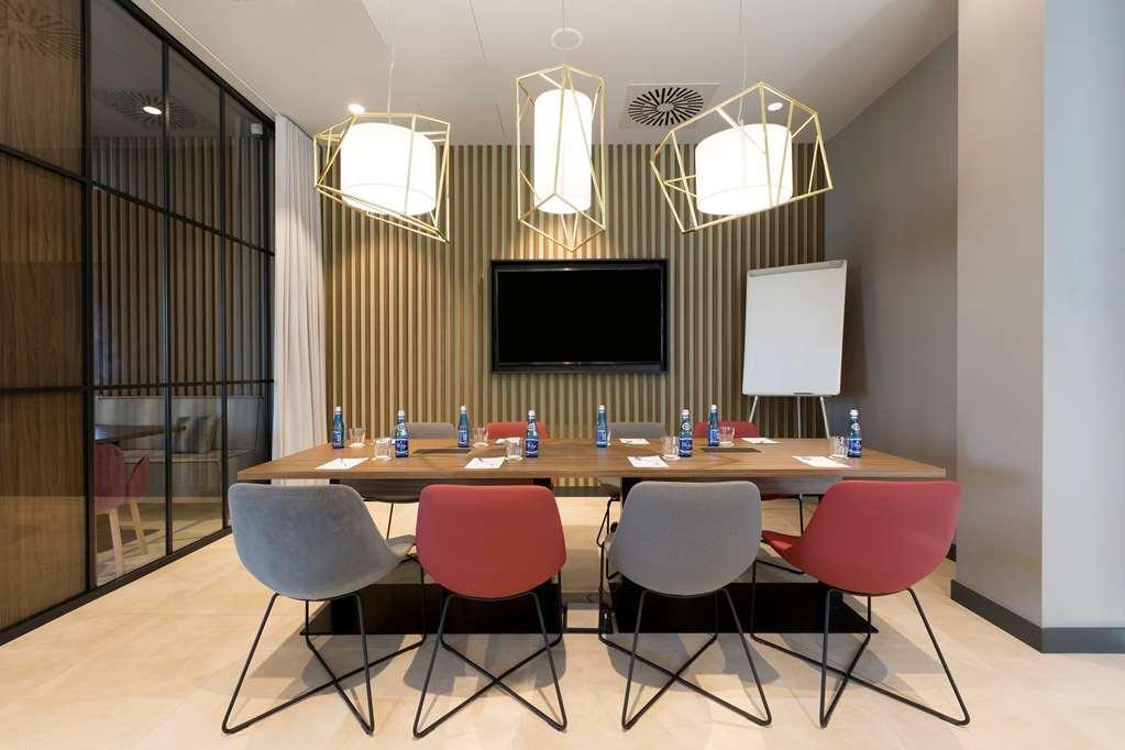 Отель Hampton By Hilton Krakow Airport Балице Удобства фото